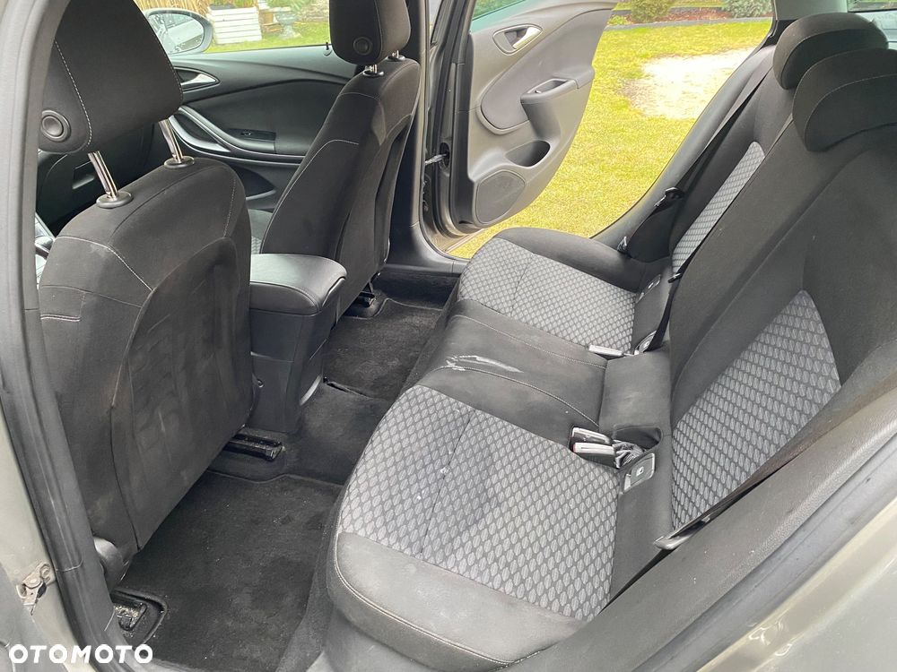 Opel Astra 1.4 T Dynamic - 15