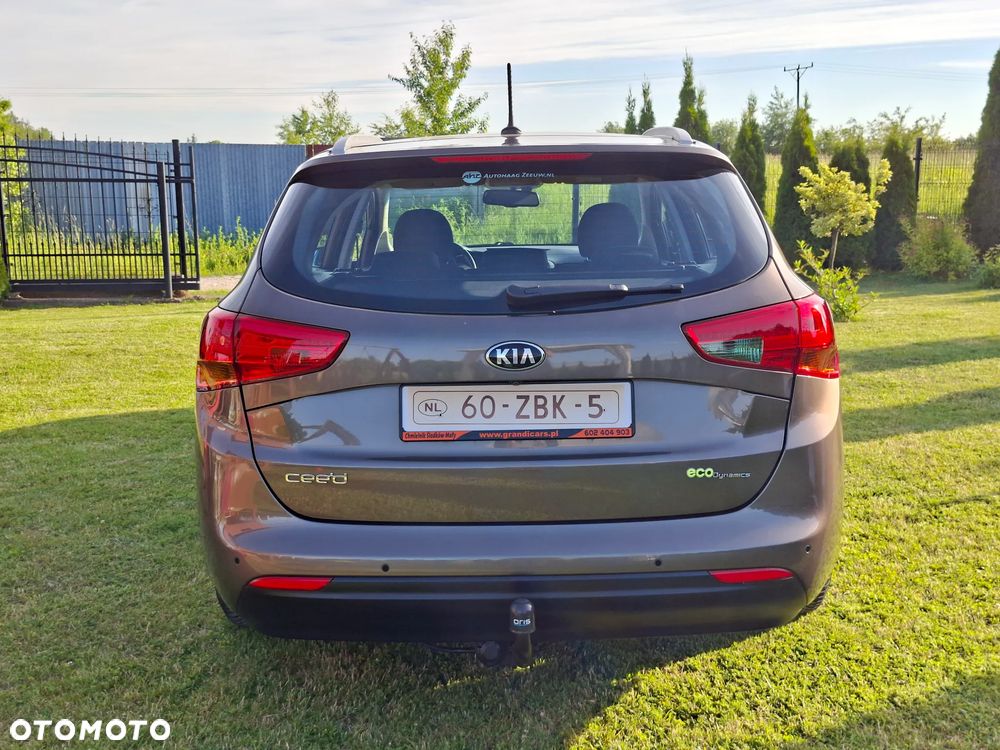 Kia Ceed 1.6 GDI XL - 9