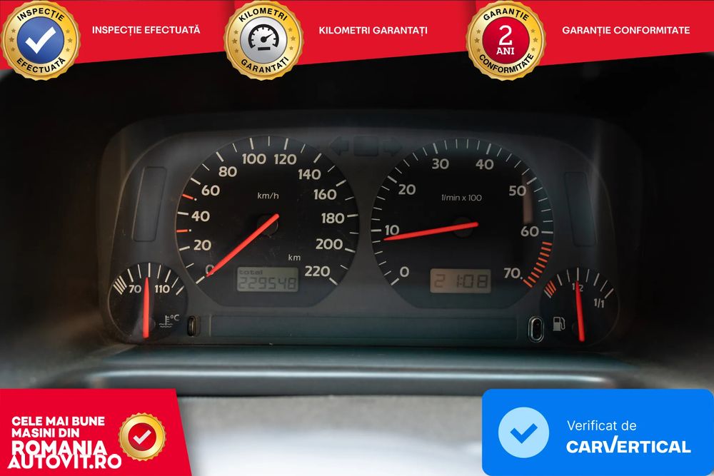 Volkswagen Golf - 11