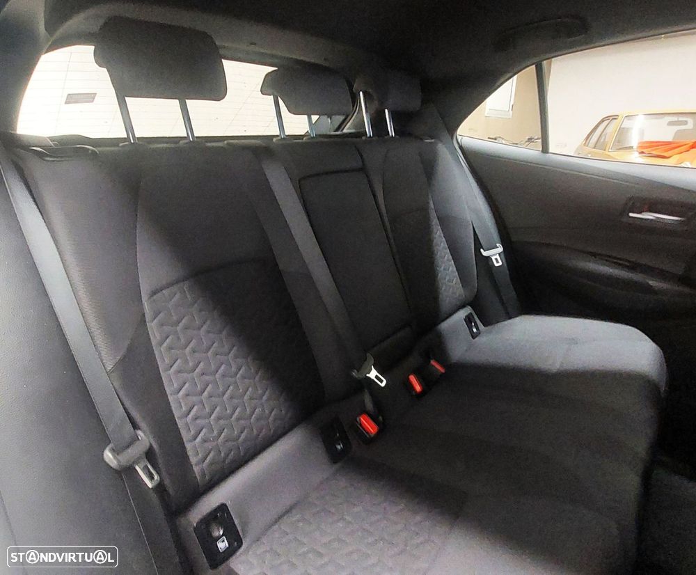 Toyota Corolla - 14