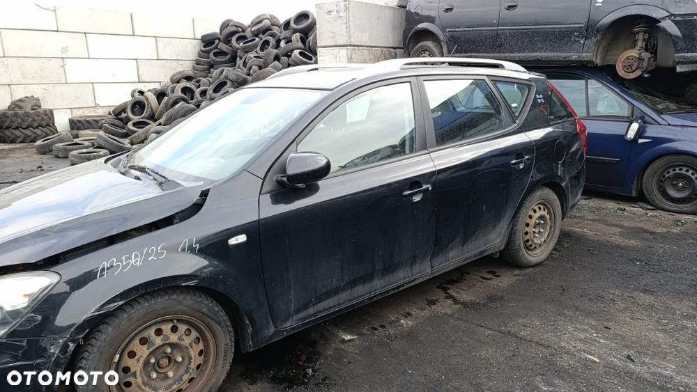 36043 Kia cee'd I lift model od 09-12 silnik 1.4 16V G4FA 109 km lakier 1K - 3