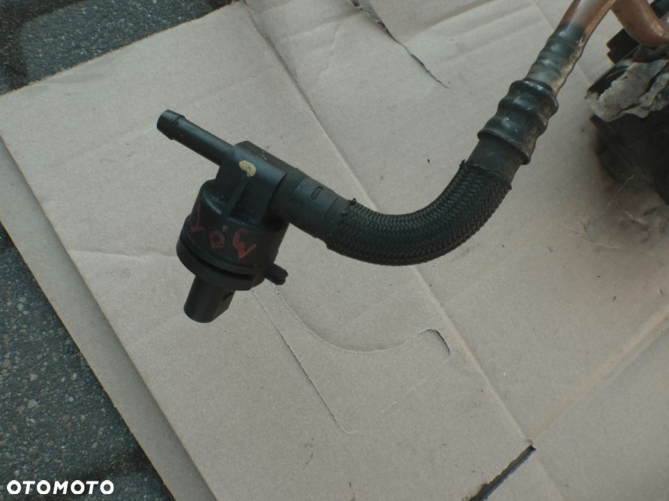 pompa wtryskowa czujnik zawór vw touareg q7 cayenne audi 3.0 posiadam  czesci do tego modelu - 3