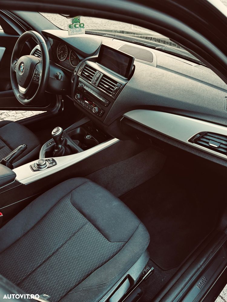 BMW Seria 1 120d Sport Line - 12