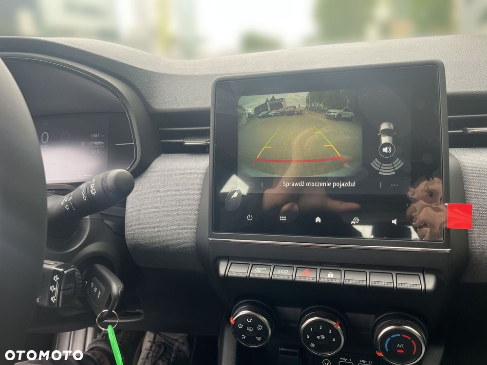 Renault Clio 1.0 TCe Evolution - 23