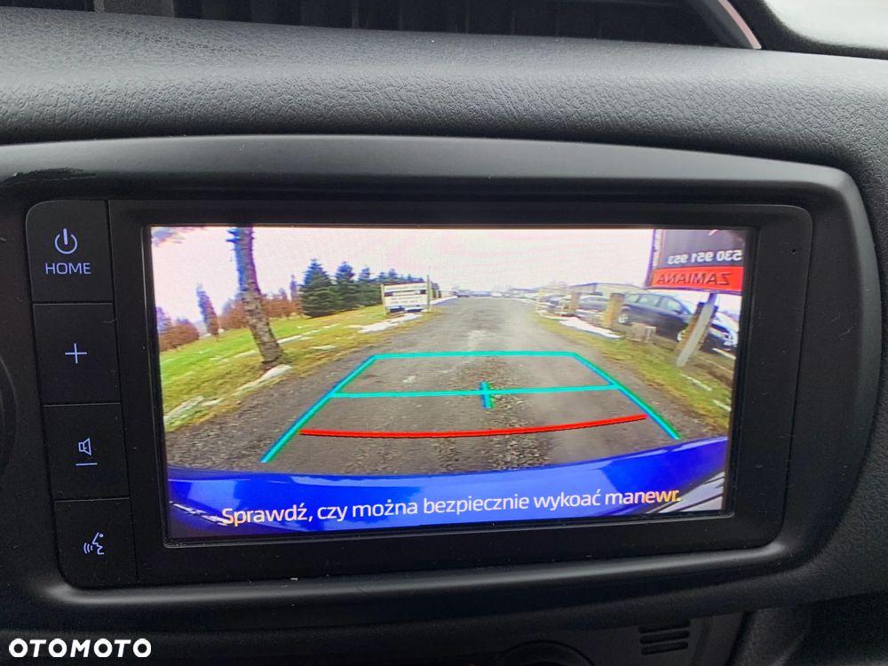 Toyota Yaris 1.5 VVT-i Y20 Team Deutschland - 8