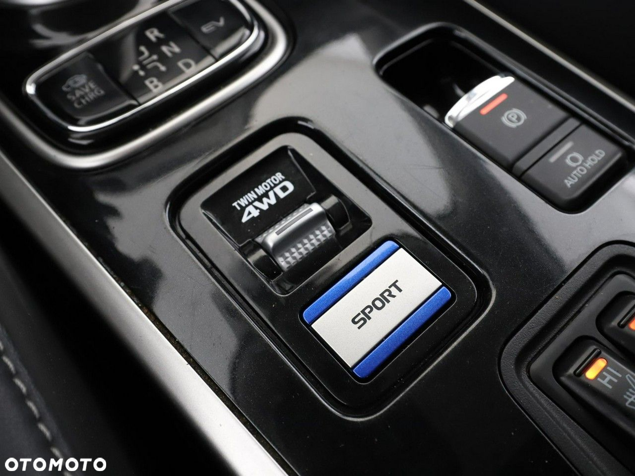 Mitsubishi Outlander 2.4 4WD Plug-In Hybrid - 30
