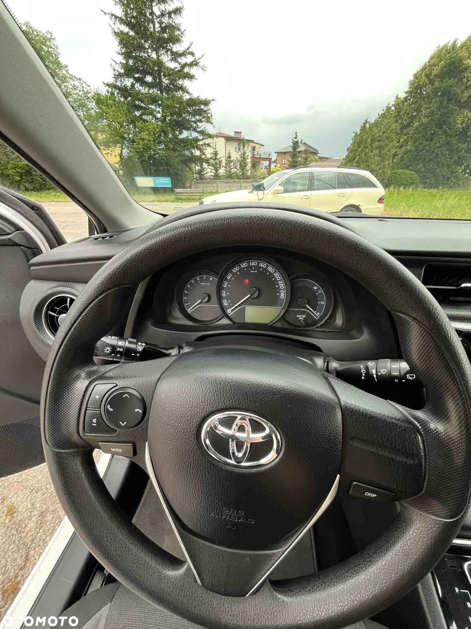 Toyota Auris 1.6 Active MS - 13