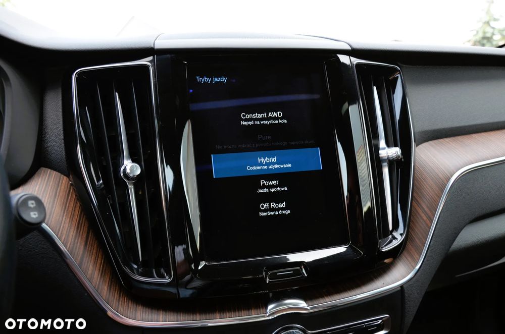 Volvo XC 60 - 24