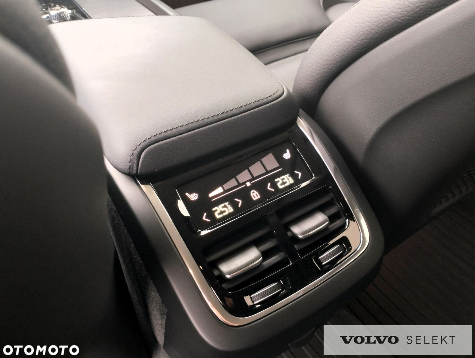 Volvo V60 - 25