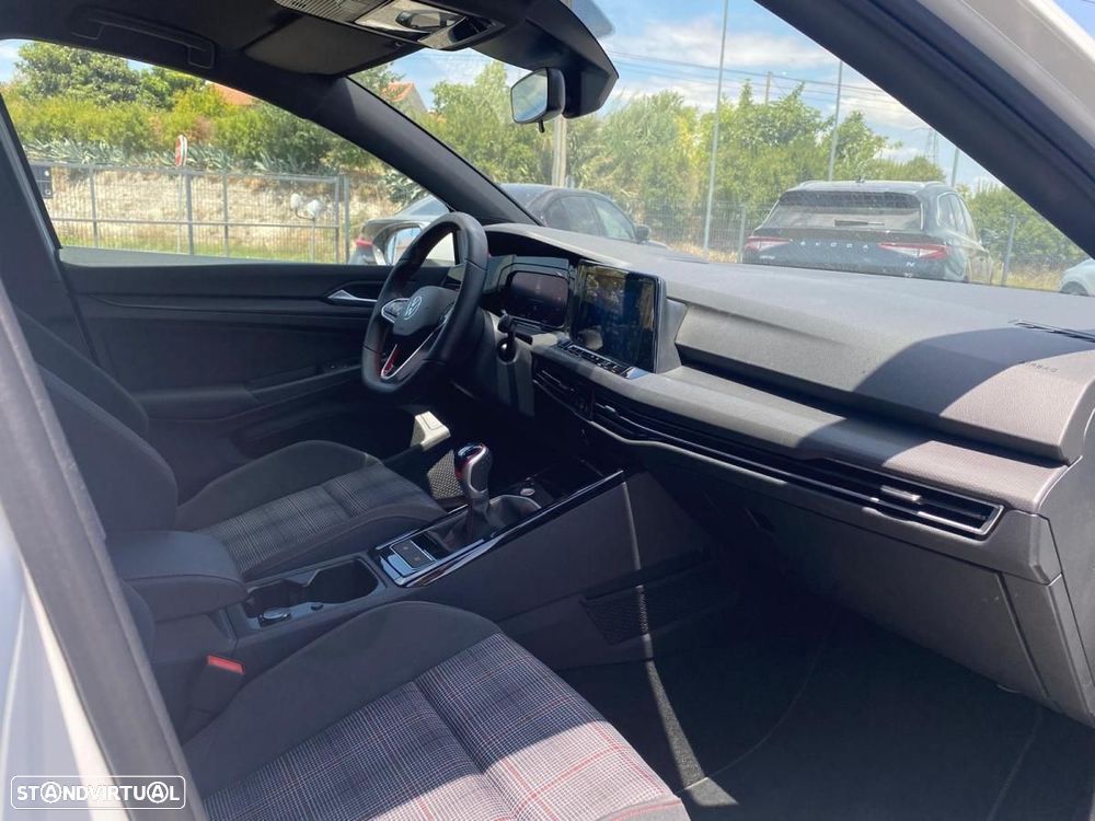 VW Golf 2.0 TSI GTI - 12