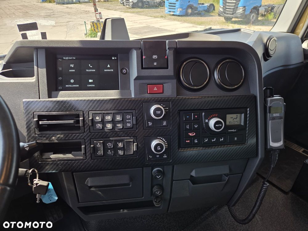 Renault T520 HIGH CAB/ ADR FL / Klimatyzacja postojowa / ALUFELGI / LED / - 7