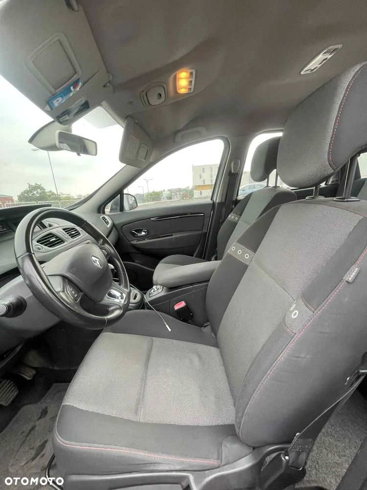 Renault Grand Scenic - 18