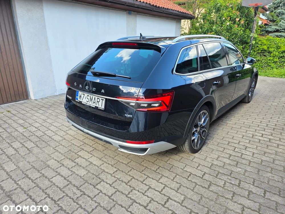 Skoda Superb 2.0 TDI SCR 4x4 Scout DSG - 12