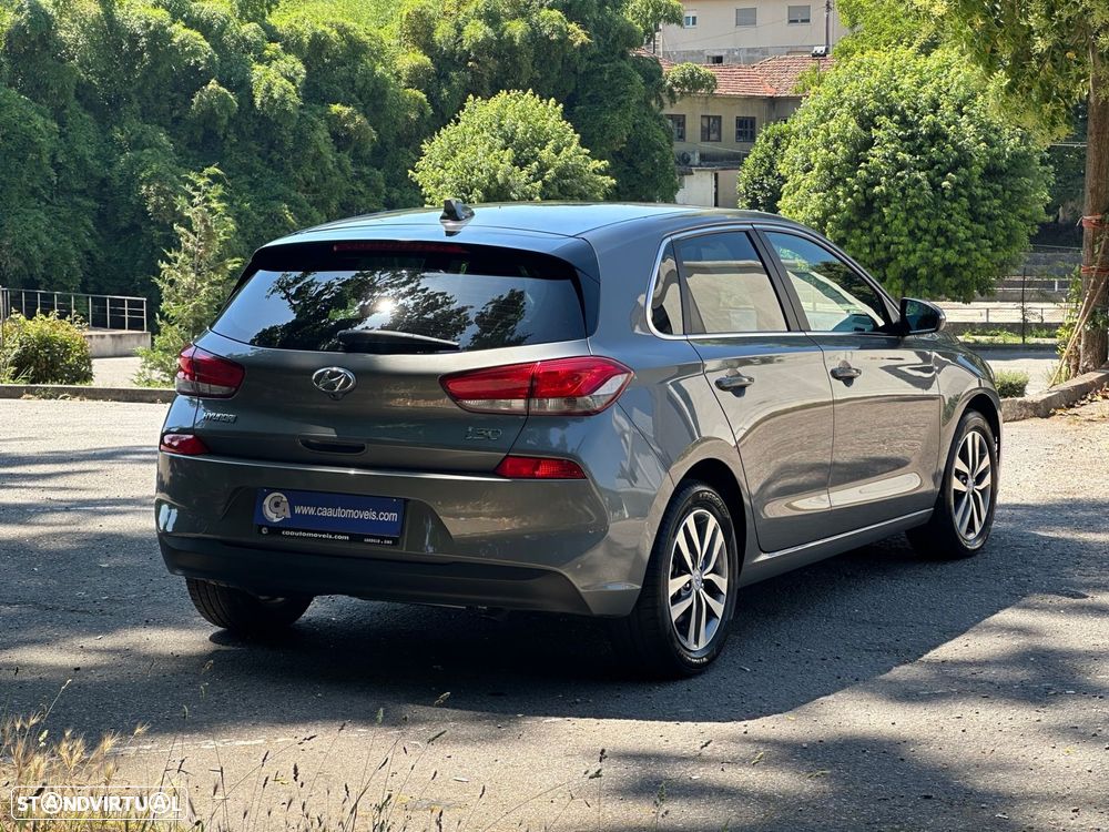 Hyundai i30 1.6 CRDI STyle Plus - 19