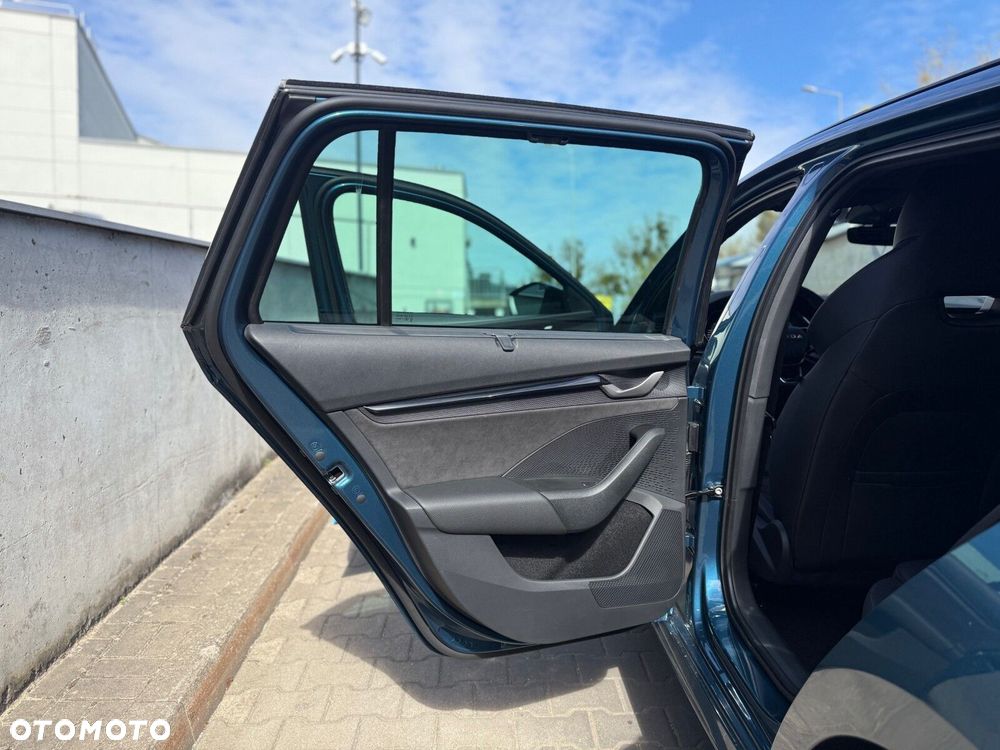 Skoda Octavia 2.0 TSI RS DSG - 15