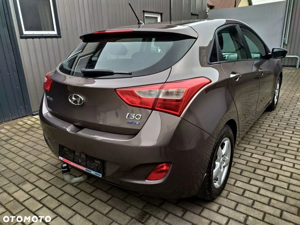 Hyundai i30 1.6 GDI BlueDrive Classic + - 7