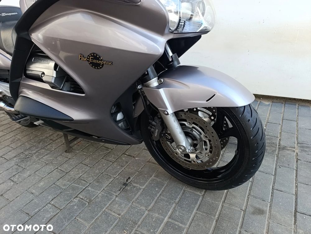 Honda ST - 34
