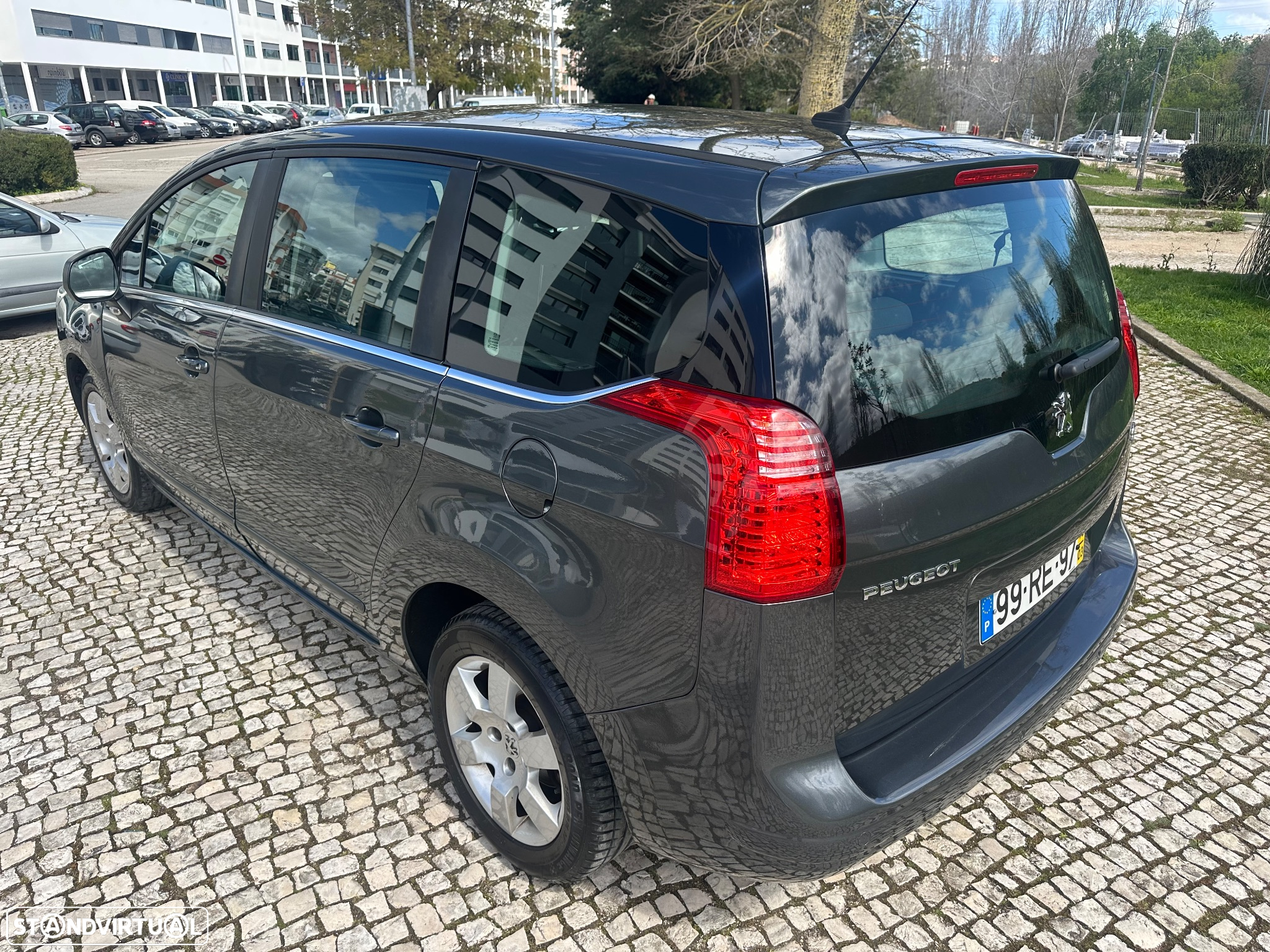 Peugeot 5008 1.6 E-HDi 7L SE Style 2-Tronic 113g - 8
