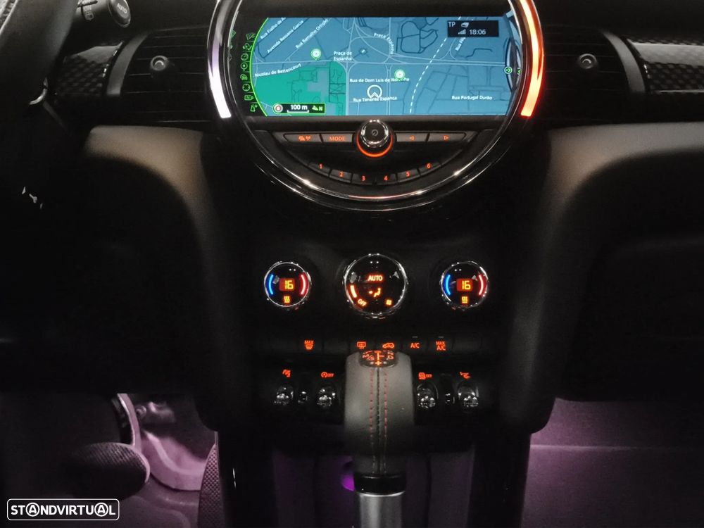 MINI 5 Portas Cooper S Auto - 23