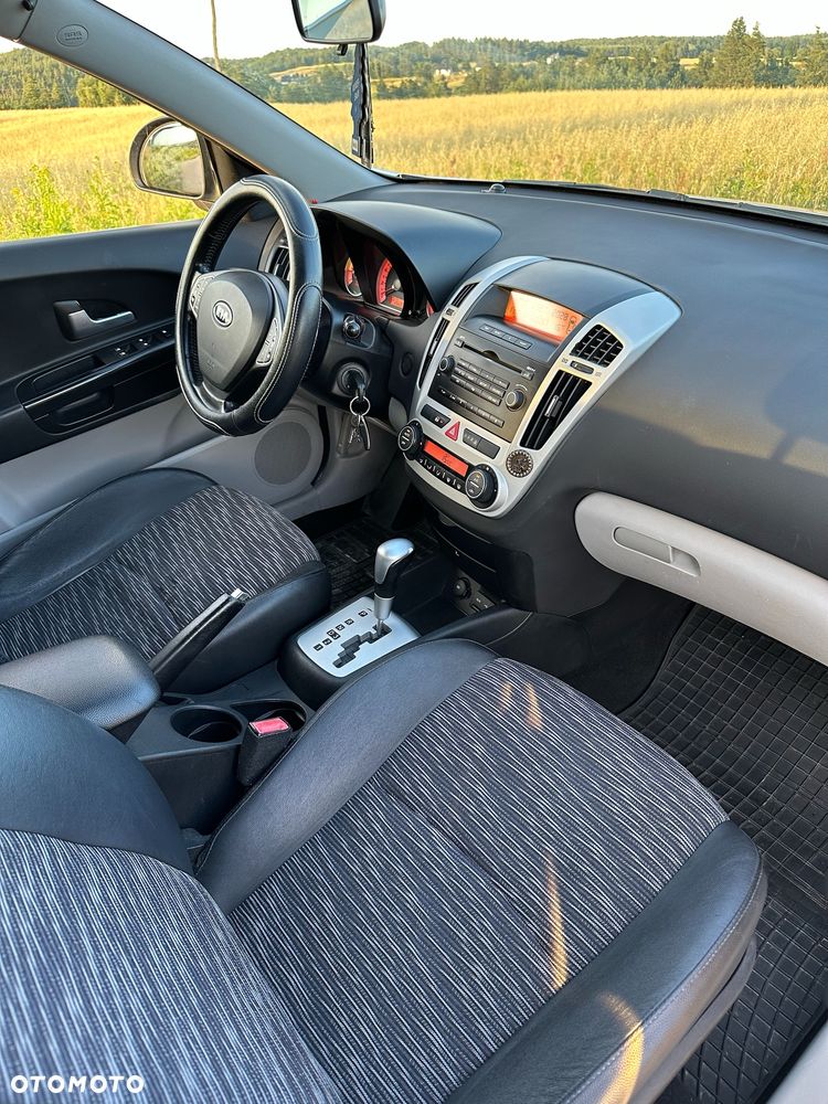 Kia Ceed - 5