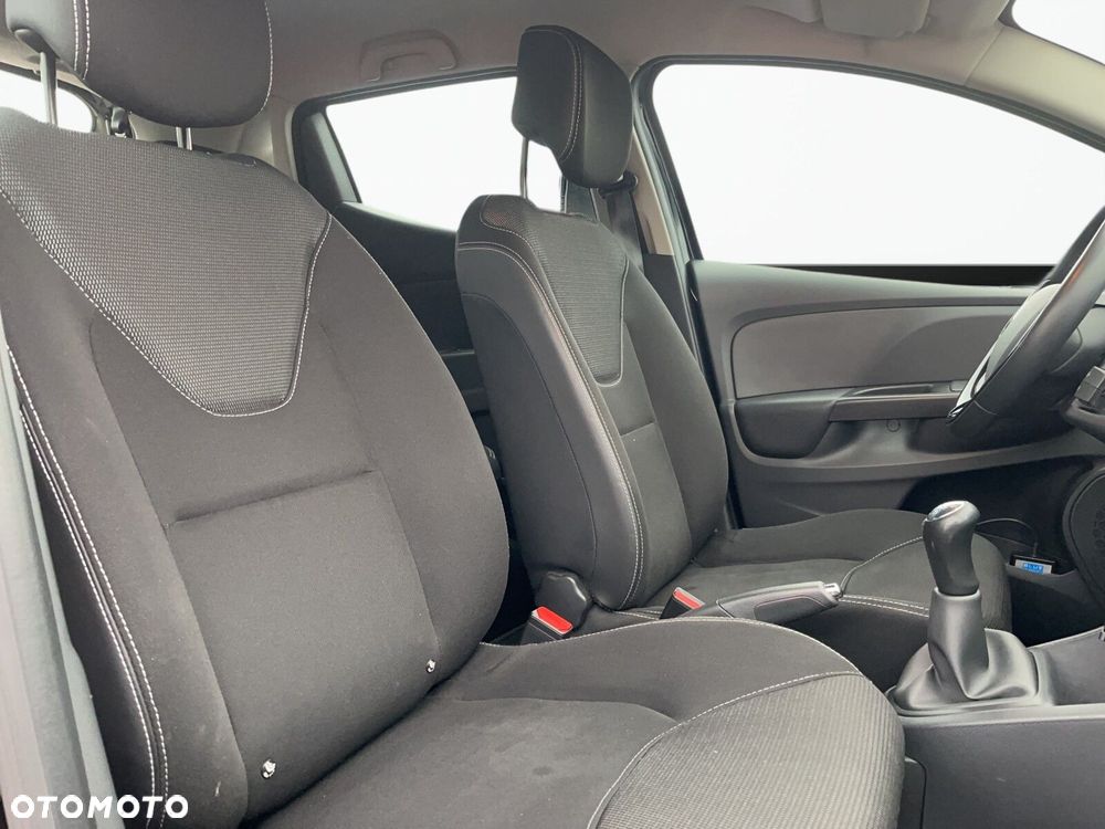 Renault Clio - 18