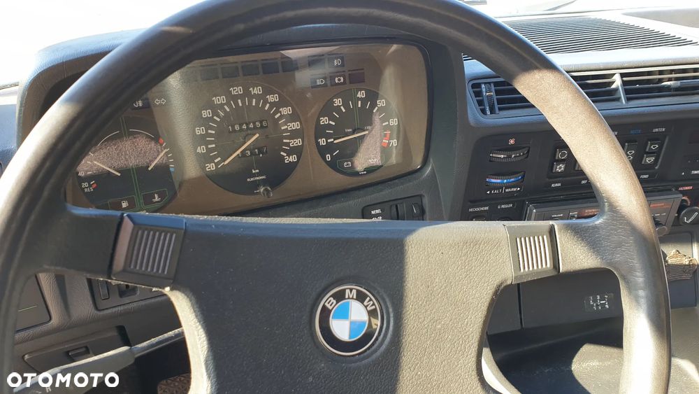 BMW Seria 7 - 20