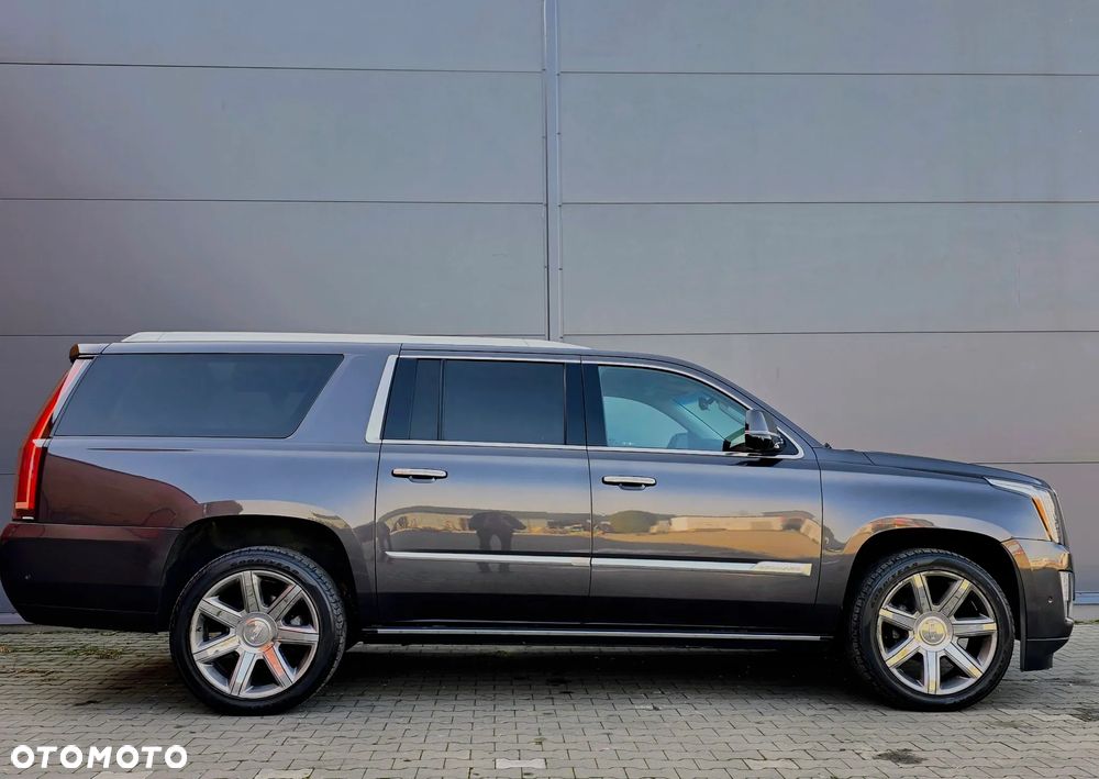 Cadillac Escalade ESV 6.2 V8 AWD AT Premium - 3