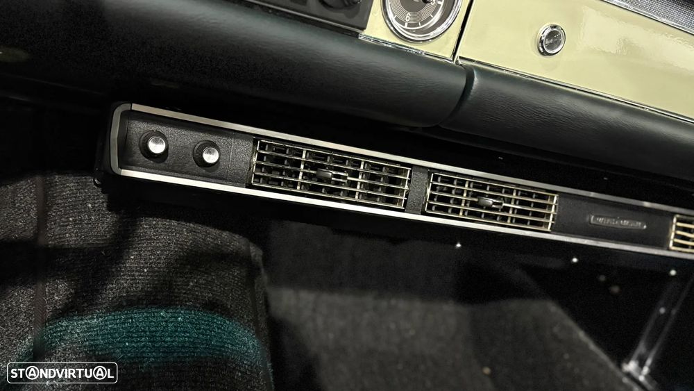 Mercedes-Benz SL 280 - 24