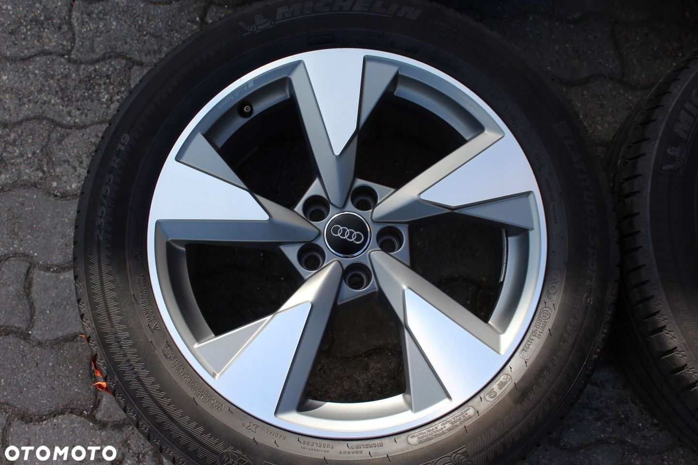 ORYG AUDI Q5 8OA 19 5x112 ET39 MICHELIN 235/55 7mm - 5