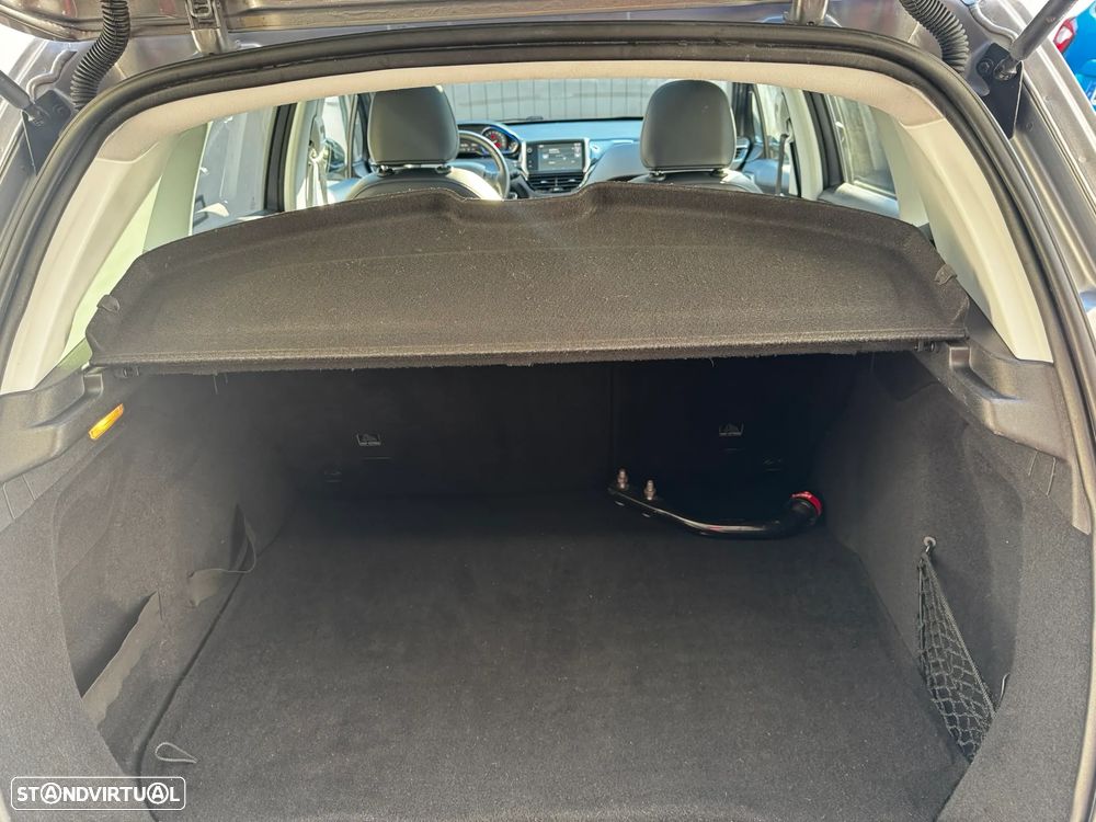 Peugeot 2008 PureTech 110 Stop&Start Crossway - 21