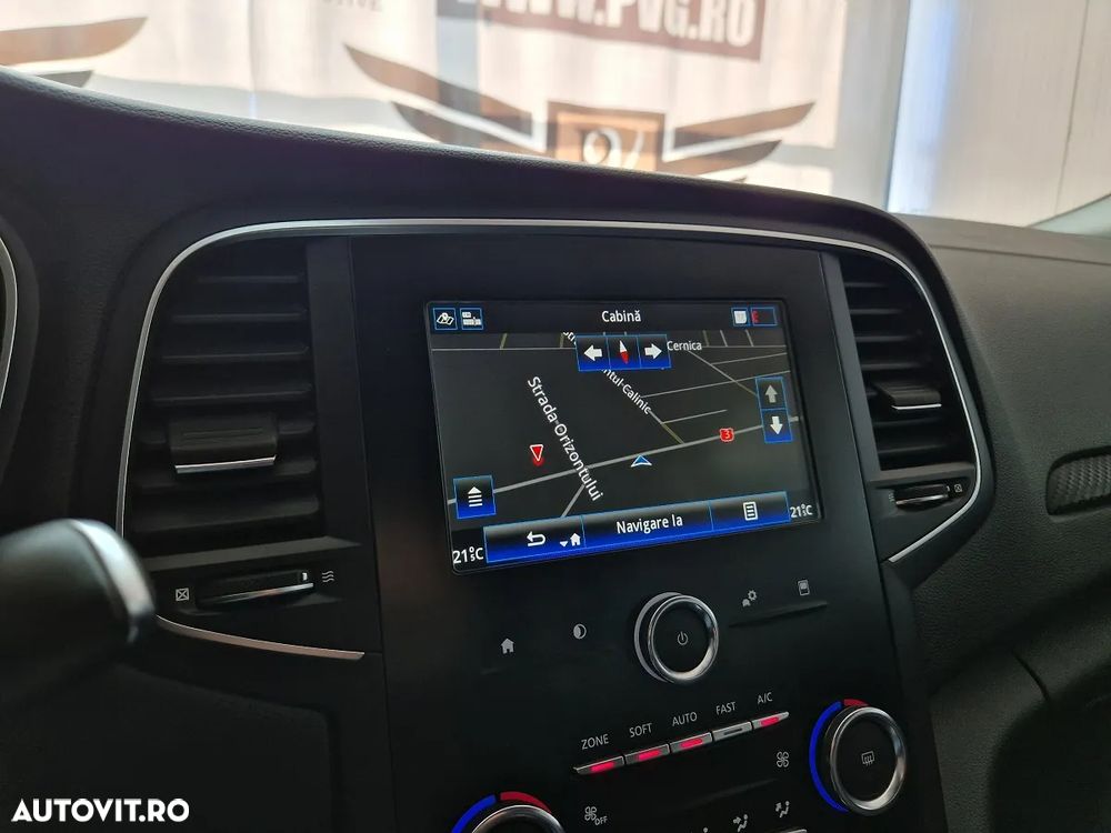 Renault Megane BLUE dCi 115 EDC BUSINESS EDITION - 18