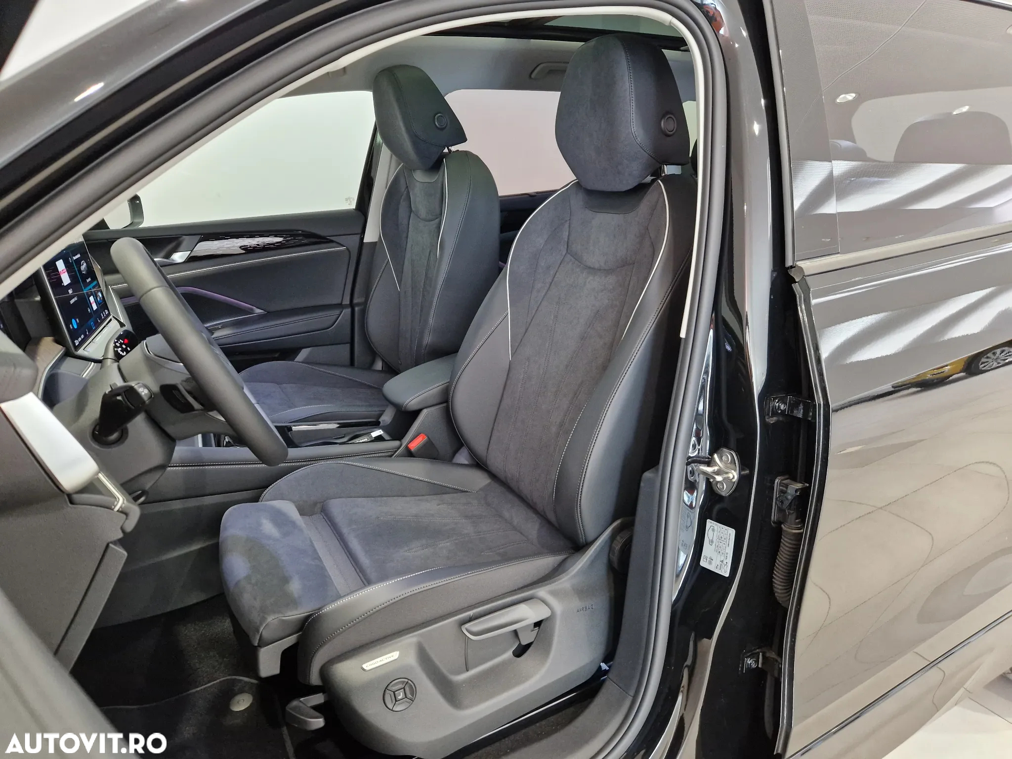 Volkswagen Tayron 2.0 TDI 4Motion DSG Elegance - 11