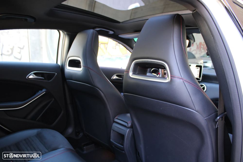 Mercedes-Benz A 180 CDI BE AMG Sport — fotografia 11