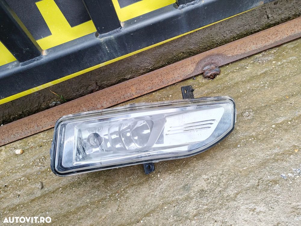 Proiector ceata dreapta Nissan Qashqai - 1