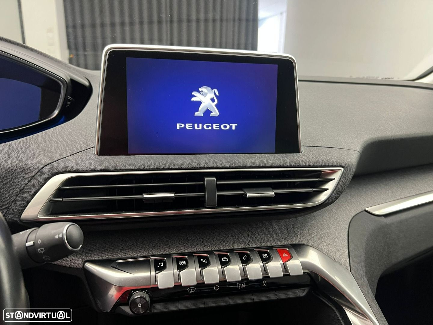 Peugeot 3008 1.5 BlueHDi Allure - 11