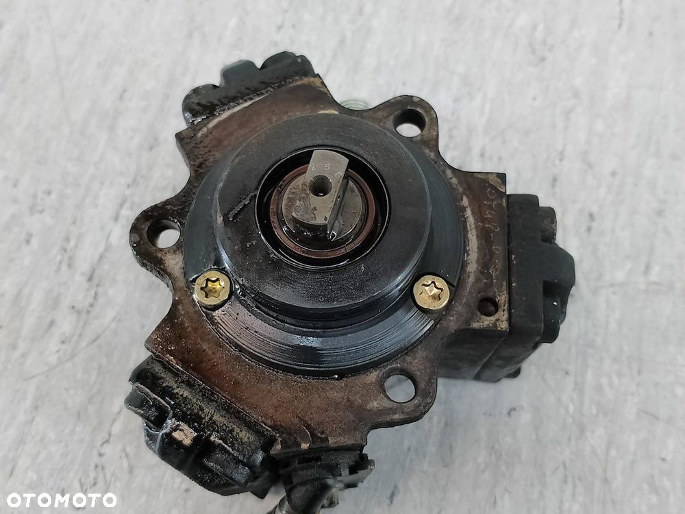 POMPA WTRYSKOWA MERCEDES-BENZ KLASA A W168 A6680700301  0445010015 1.7 CDTI - 1