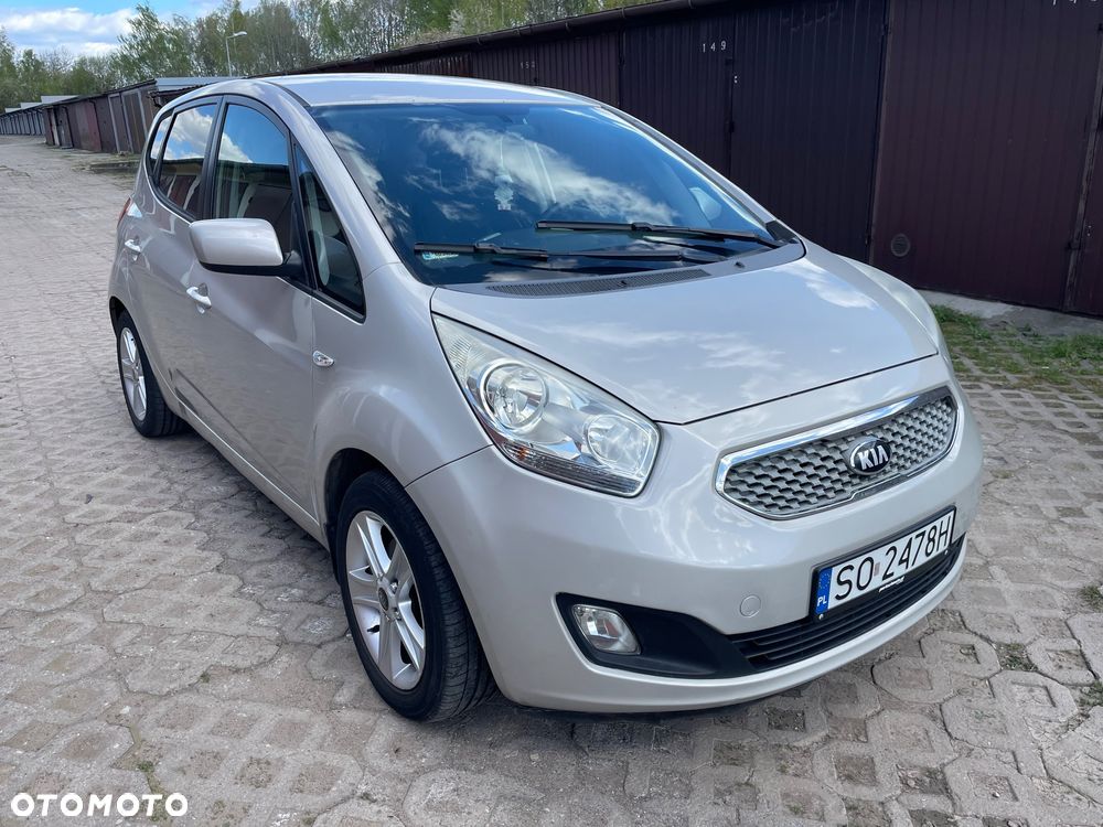 Kia Venga 1.6 L - 2