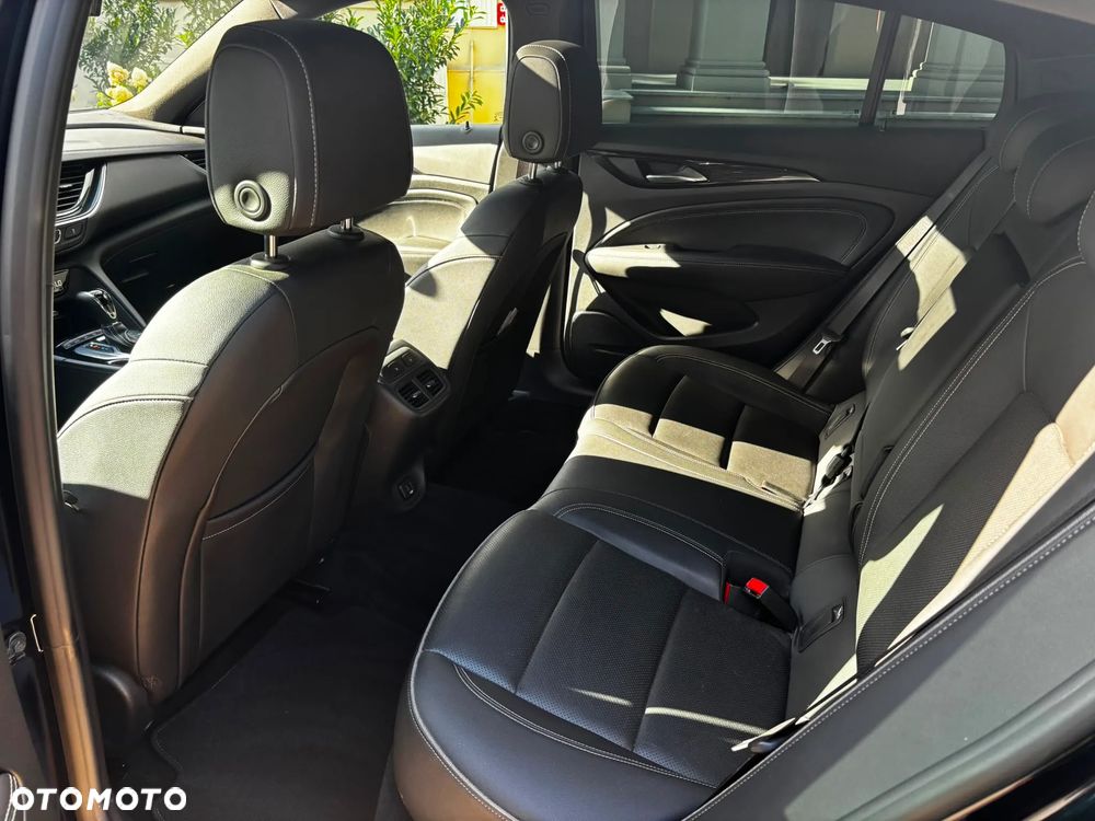 Opel Insignia 2.0 T 4x4 Elite S&S - 21