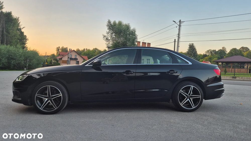 Audi A4 Limousine 35 TDI S tronic design - 12