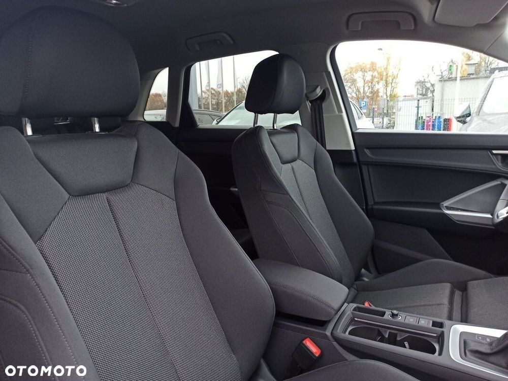 Audi Q3 35 TFSI S tronic - 18