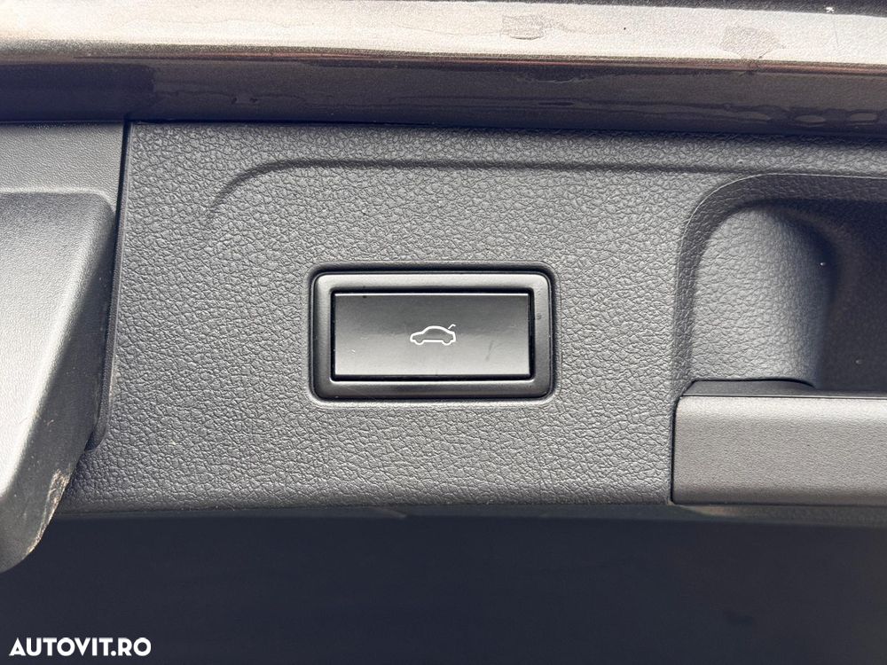 Volkswagen Passat 2.0 TDI SCR BlueMotion Technology 4Motion D Comfortline - 9