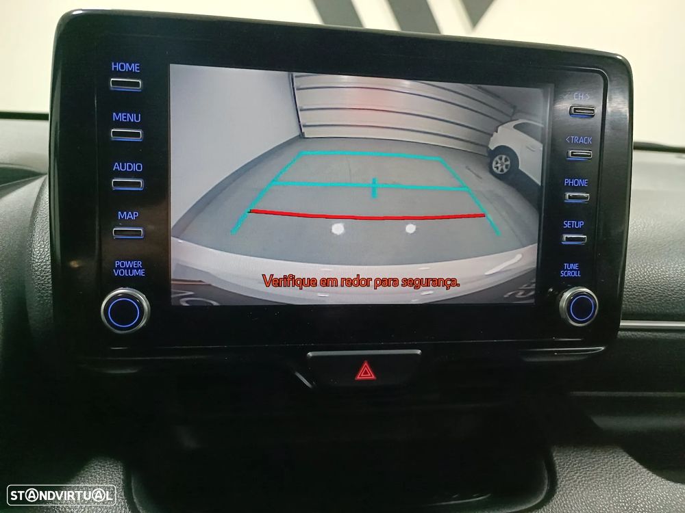 Toyota Yaris 1.5 HDF Luxury - 29