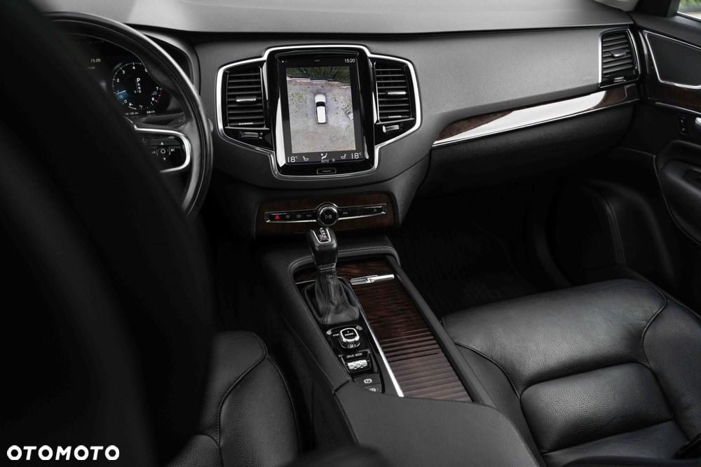 Volvo XC 90 T6 AWD Momentum - 17