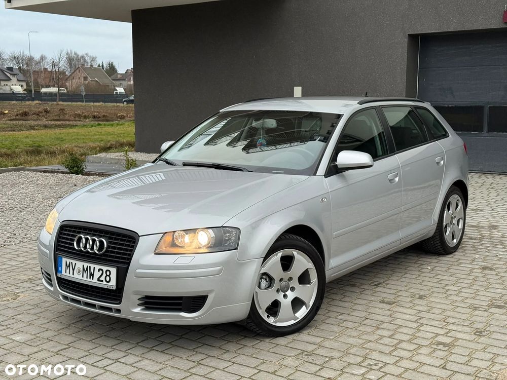 Audi A3 Sportback 1.4 TFSI Attraction - 1