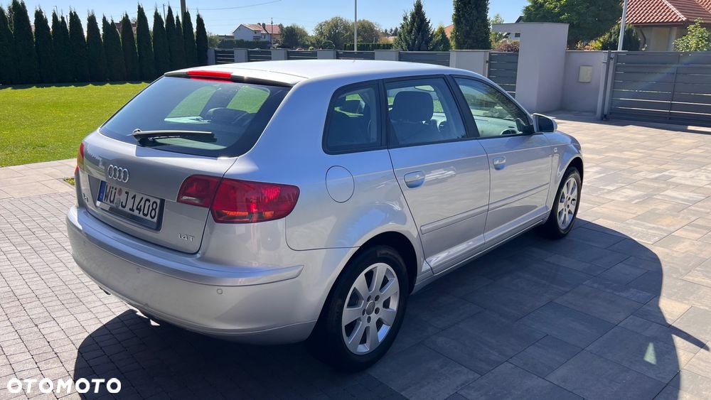 Audi A3 1.4 TFSI Ambiente - 8