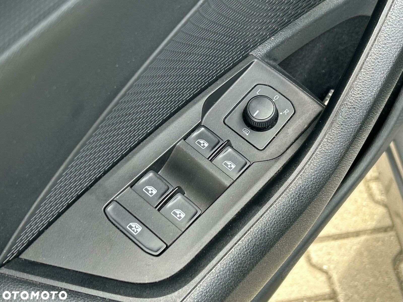 Skoda Octavia 1.5 TSI ACT Ambition - 11