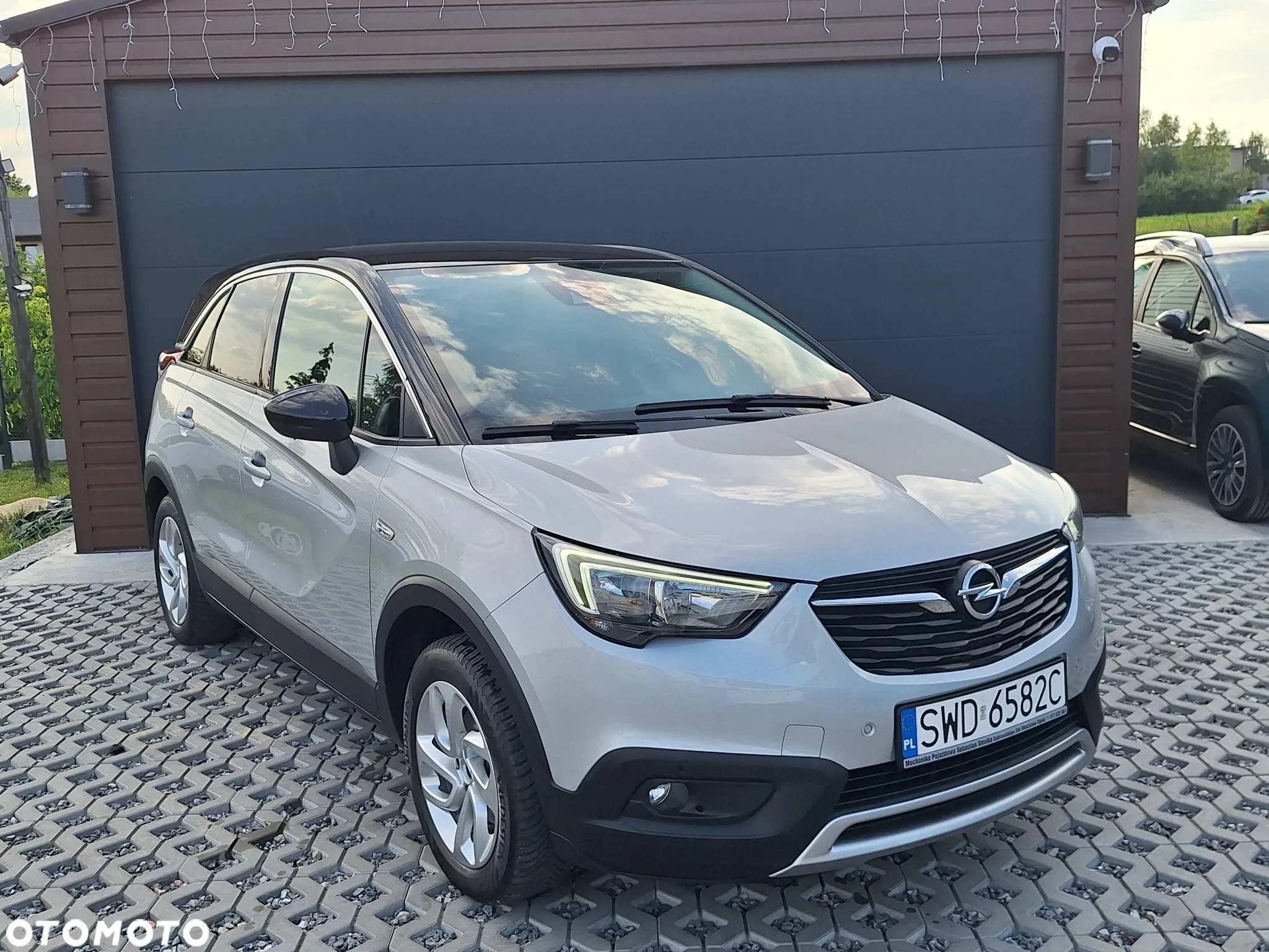 Opel Crossland X - 2