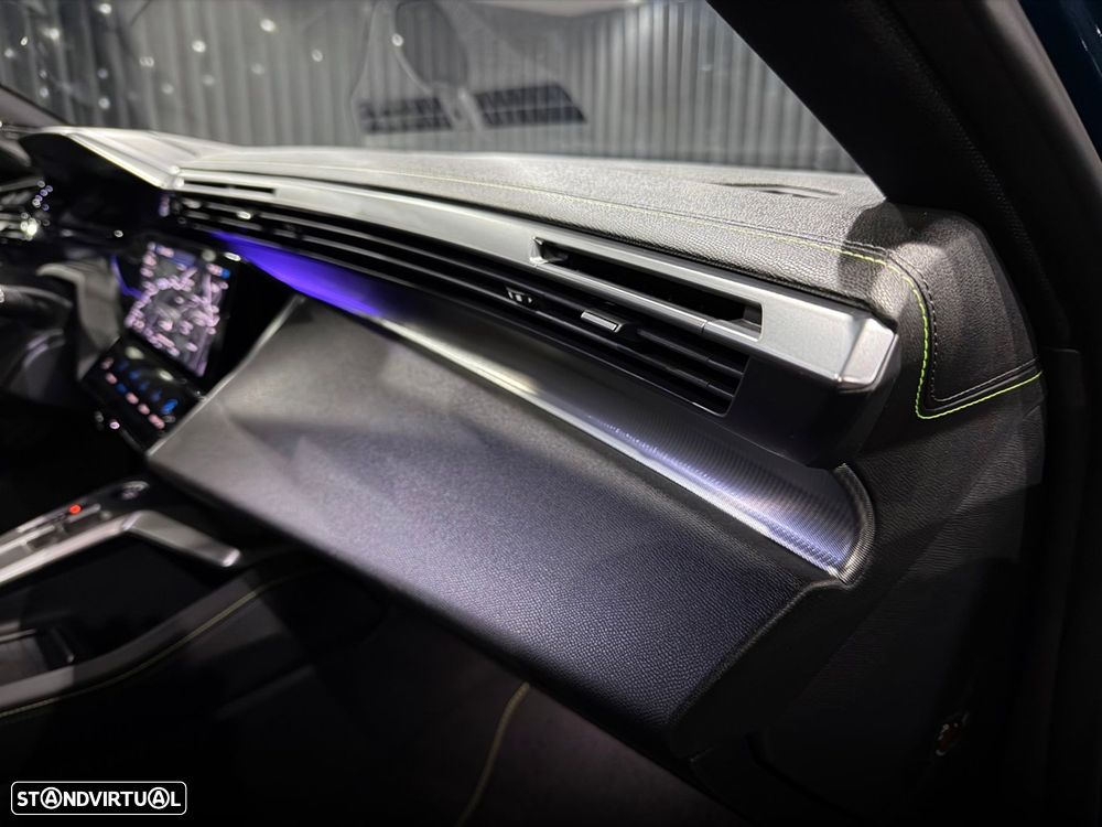 Peugeot 408 1.6 Hybrid GT e-EAT8 - 40