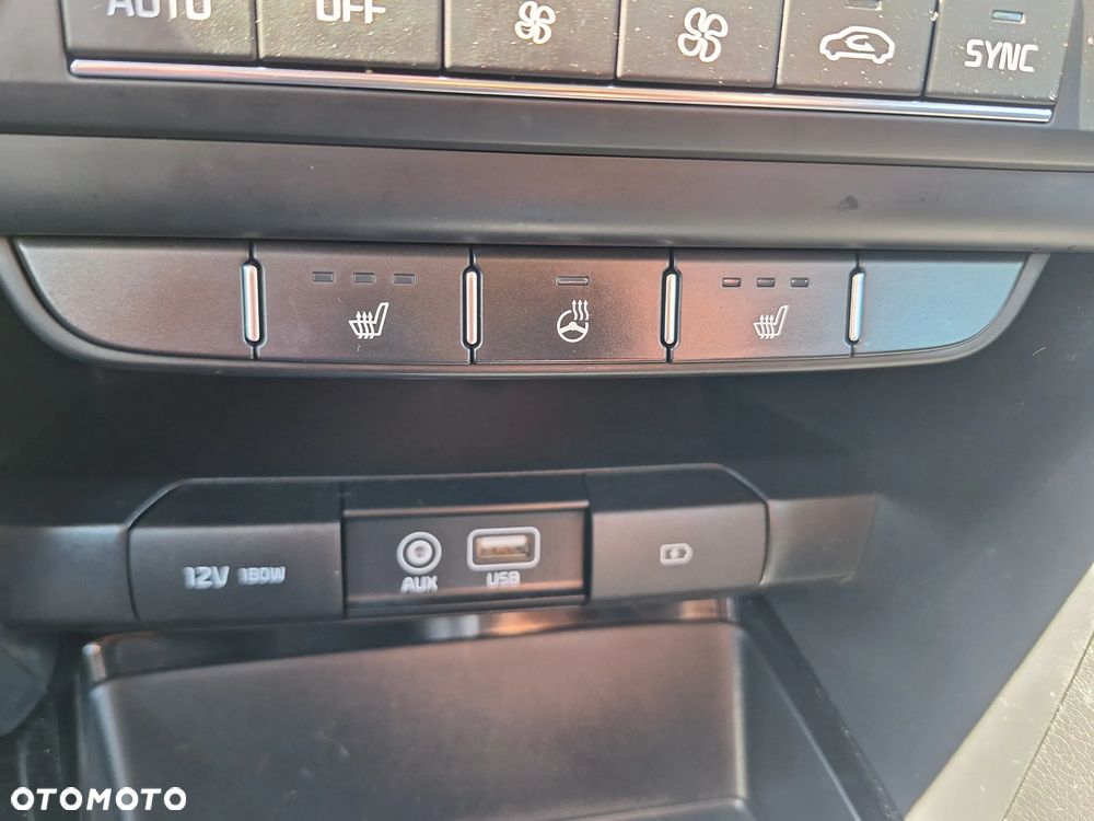Kia Ceed 1.4 T-GDI OPF Platinum Edition - 11