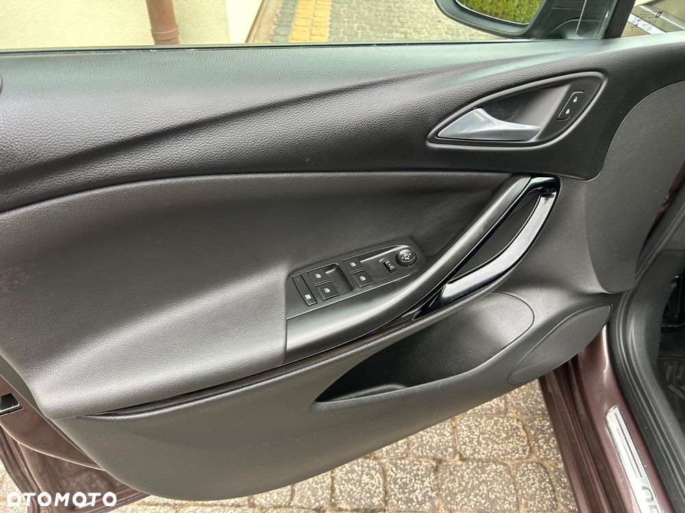 Opel Astra 1.6 D Automatik Start/Stop Innovation - 21